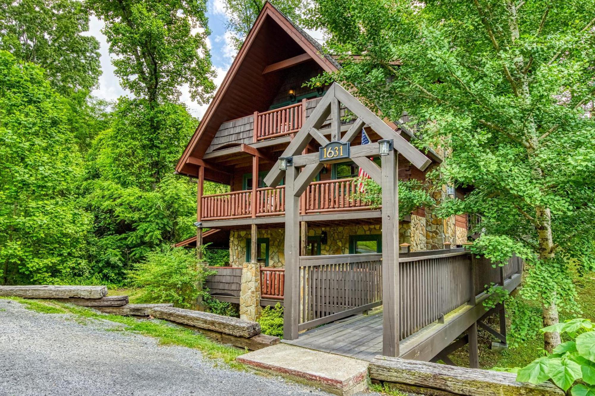 Bridgewood Cabin, Hot Tub, 1089 Of Free Attraction Tickets For Each Paid Day, Dollywood And More! Pigeon Forge Exterior foto